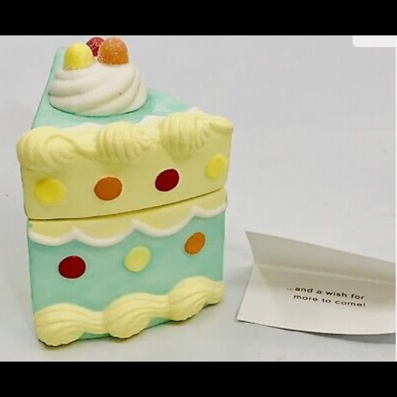 HALLMARK Cake TRINKET BOX LITTLE SLICE OF NICE “Congrats” New - Picture 4 of 12